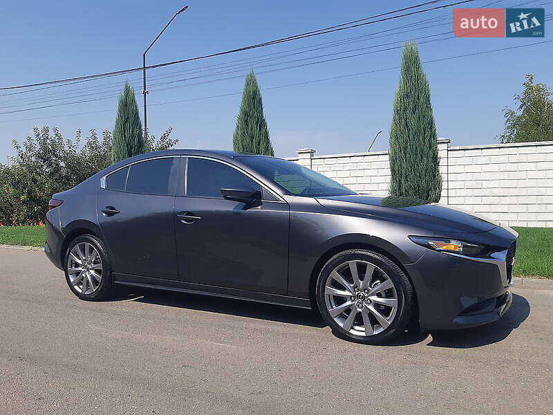 Седан Mazda 3 2019 в Києві