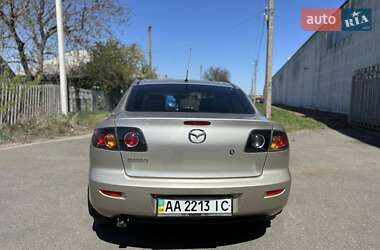 Седан Mazda 3 2006 в 