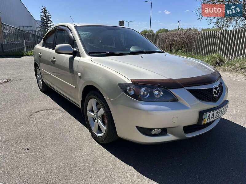 Седан Mazda 3 2006 в Прилуках
