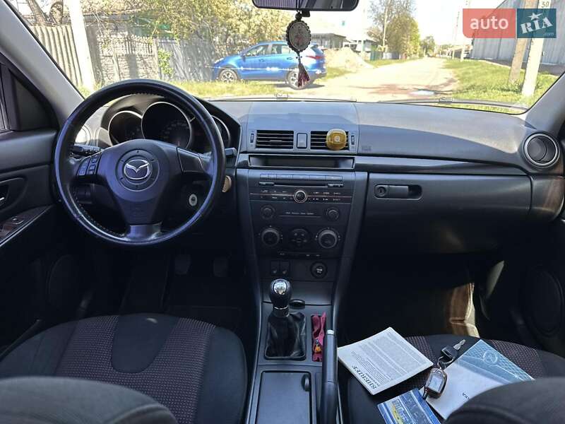 Седан Mazda 3 2006 в Прилуках