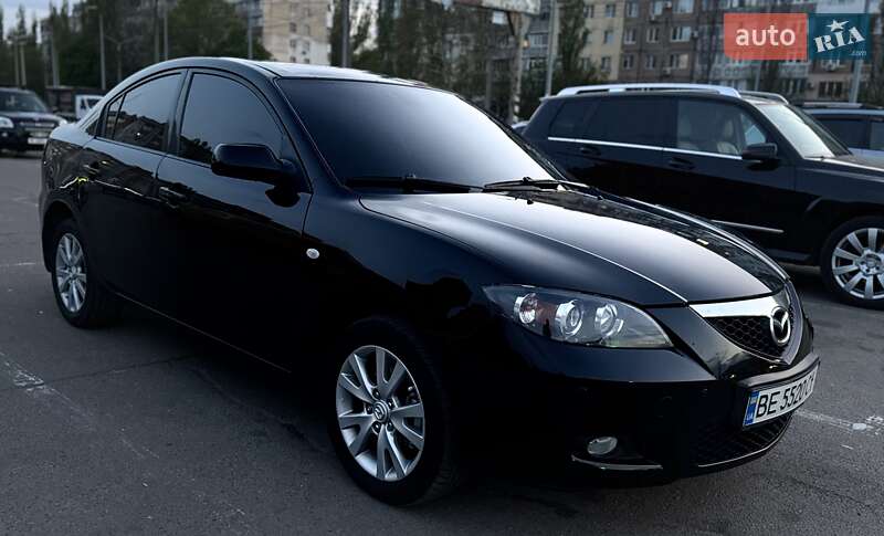 Седан Mazda 3 2007 в Николаеве