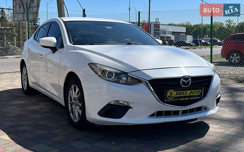 Седан Mazda 3 2016 в 