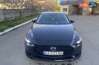 Седан Mazda 3 2019 в 