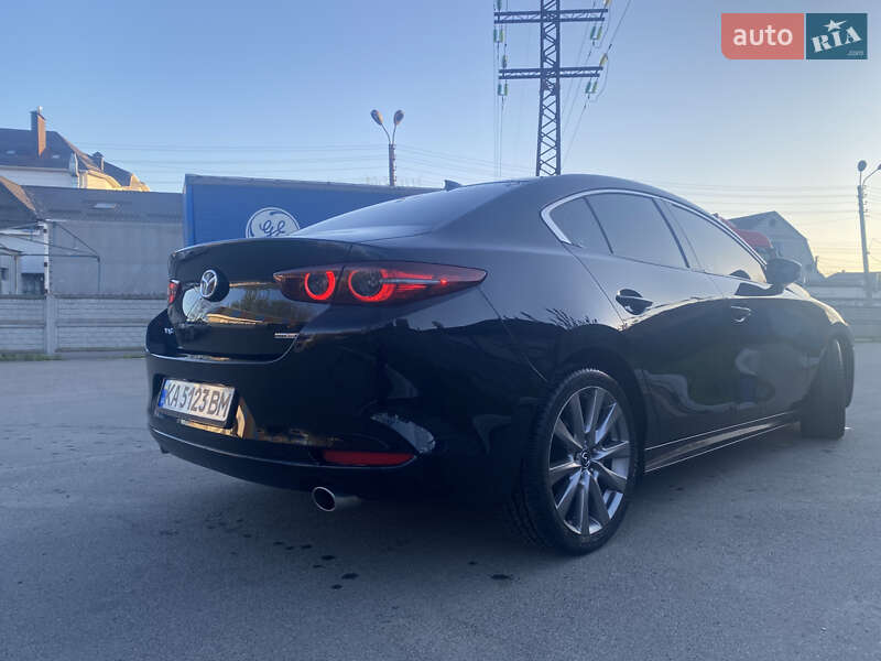 Седан Mazda 3 2019 в Василькові