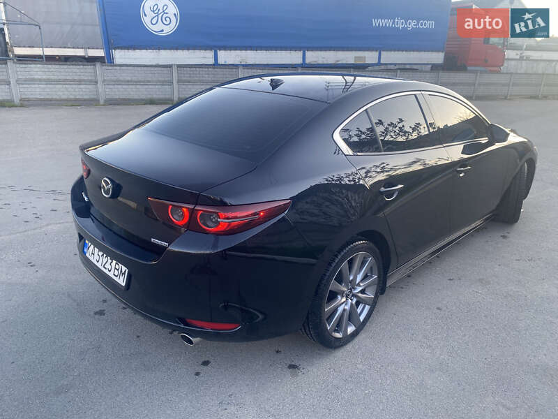 Седан Mazda 3 2019 в Василькові
