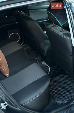 Хэтчбек Mazda 3 2007 в 