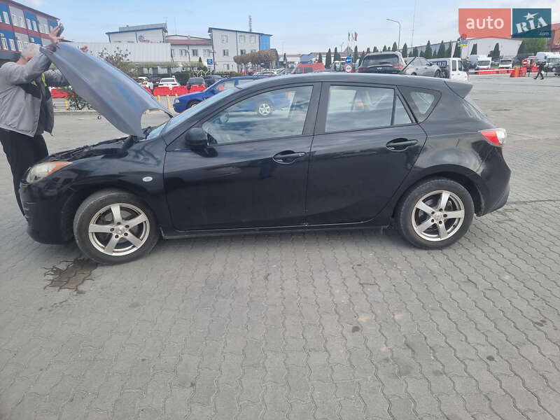 Хэтчбек Mazda 3 2009 в Львове