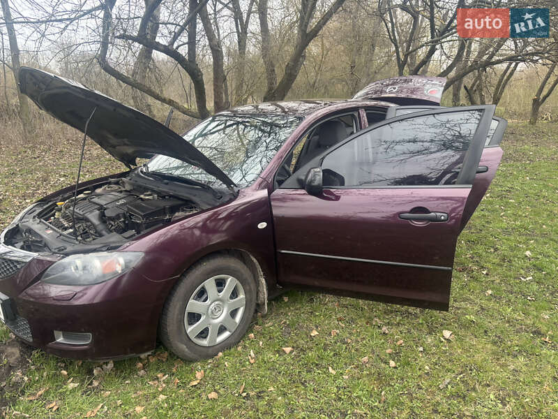 Седан Mazda 3 2007 в Тернополі