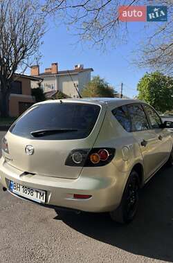 Хэтчбек Mazda 3 2006 в 