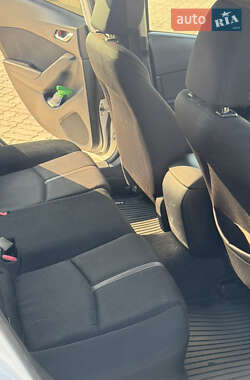 Хэтчбек Mazda 3 2017 в 