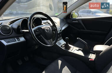 Хэтчбек Mazda 3 2009 в 