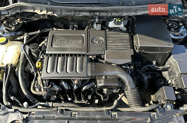 Хэтчбек Mazda 3 2009 в 