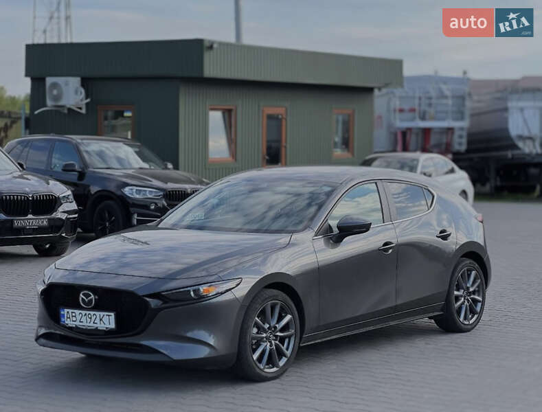 Хэтчбек Mazda 3 2022 в 