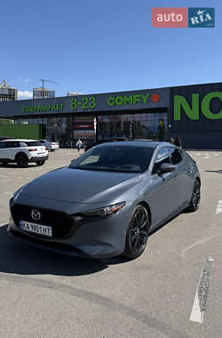 Хэтчбек Mazda 3 2019 в Киеве