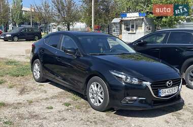 Седан Mazda 3 2018 в 