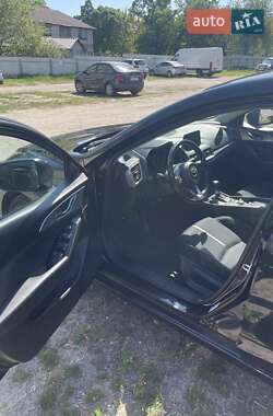 Седан Mazda 3 2018 в 