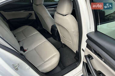 Седан Mazda 3 2019 в 