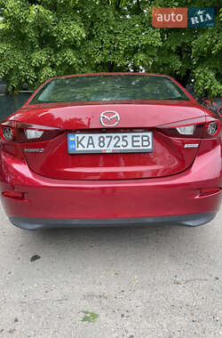 Седан Mazda 3 2015 в 