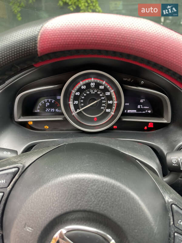 Седан Mazda 3 2015 в Львове