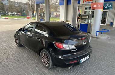 Седан Mazda 3 2011 в 
