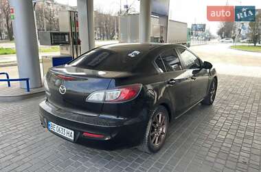 Седан Mazda 3 2011 в 