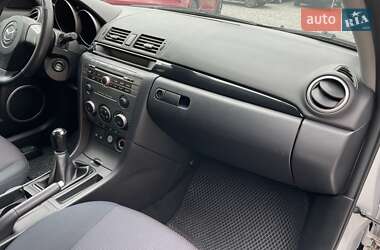 Хетчбек Mazda 3 2007 в 