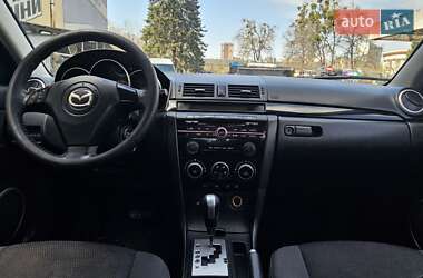 Седан Mazda 3 2009 в 