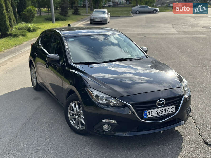 Хетчбек Mazda 3 2013 в 