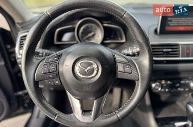 Хетчбек Mazda 3 2013 в 