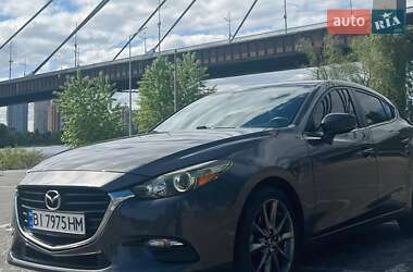 Хэтчбек Mazda 3 2018 в Киеве