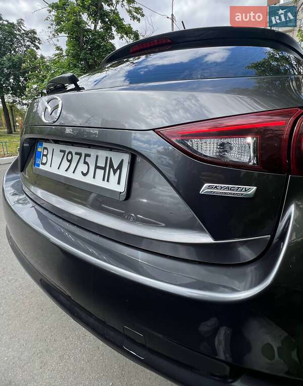 Хетчбек Mazda 3 2018 в Києві фото 8 Хетчбек Mazda 3 2018 в Києві