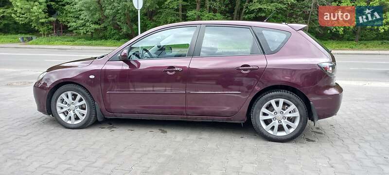 Хэтчбек Mazda 3 2008 в Киеве