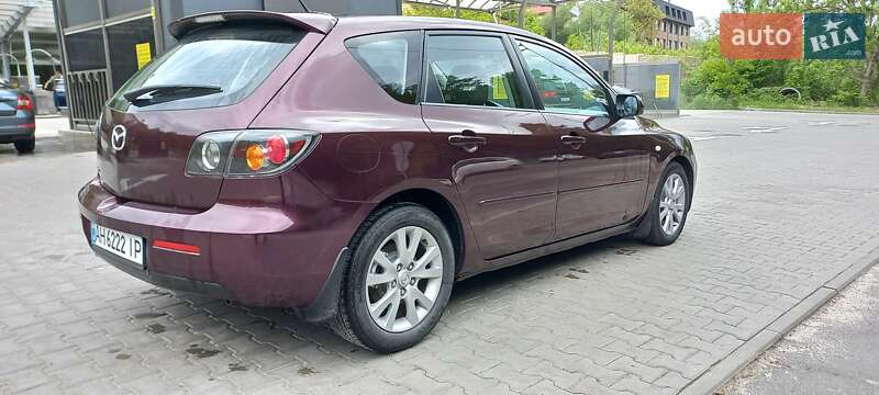 Хэтчбек Mazda 3 2008 в Киеве