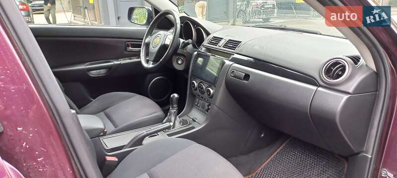 Хэтчбек Mazda 3 2008 в Киеве