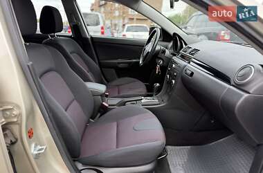 Хэтчбек Mazda 3 2005 в 