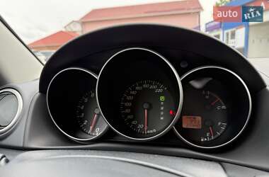 Хэтчбек Mazda 3 2005 в 