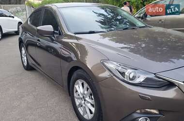 Седан Mazda 3 2014 в 