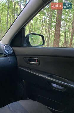 Хетчбек Mazda 3 2003 в 