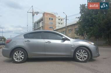 Седан Mazda 3 2011 в 