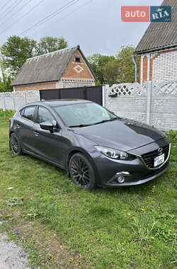 Хетчбек Mazda 3 2015 в 