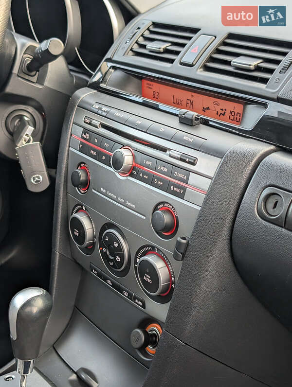 Хетчбек Mazda 3 2007 в Дубні