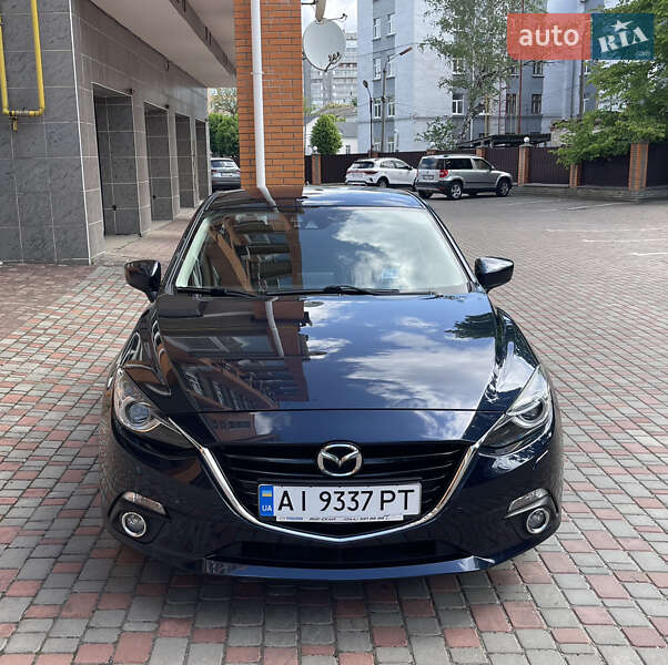 Хетчбек Mazda 3 2015 в Києві