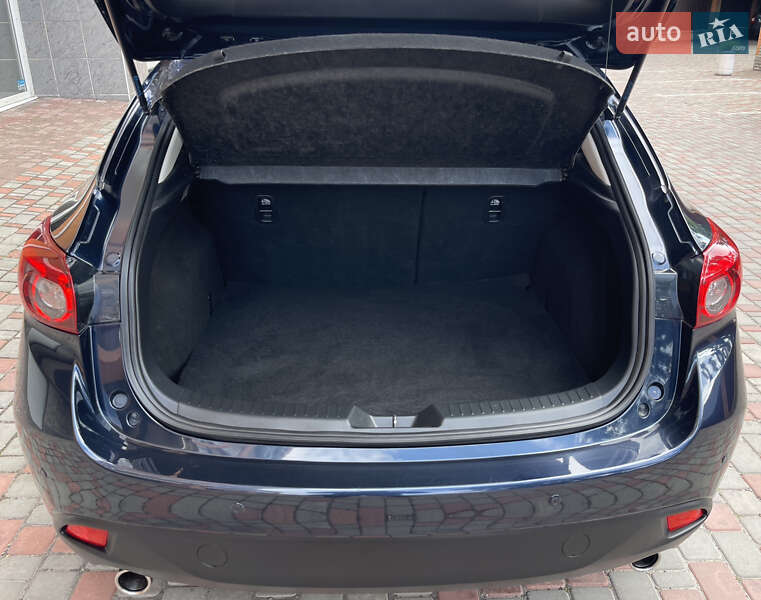 Хетчбек Mazda 3 2015 в Києві