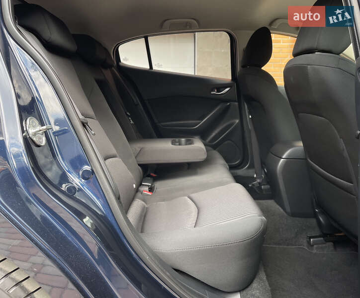 Хетчбек Mazda 3 2015 в Києві