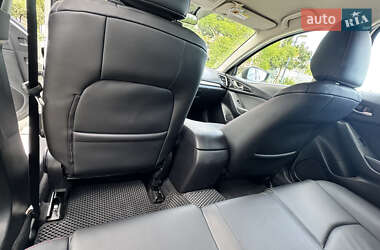 Седан Mazda 3 2014 в 