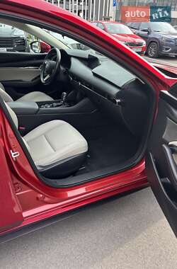 Седан Mazda 3 2019 в 