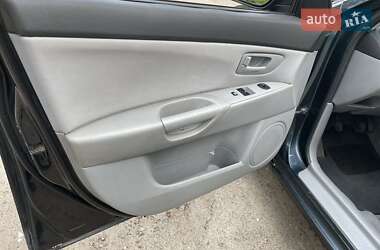 Хэтчбек Mazda 3 2003 в 