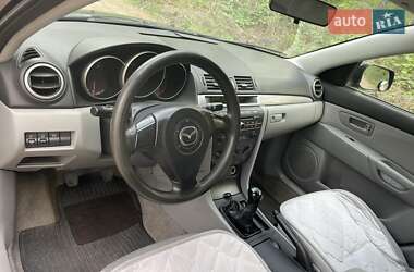 Хэтчбек Mazda 3 2003 в 