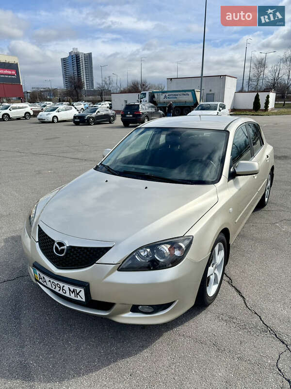 Хэтчбек Mazda 3 2004 в 