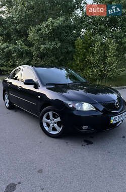 Седан Mazda 3 2006 в Днепре
